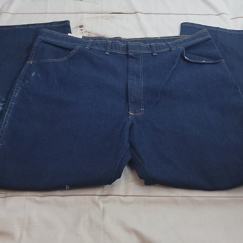 NEW Wrangler Classic Denim Jeans with Factory Irregular Coloring size 44 Waist